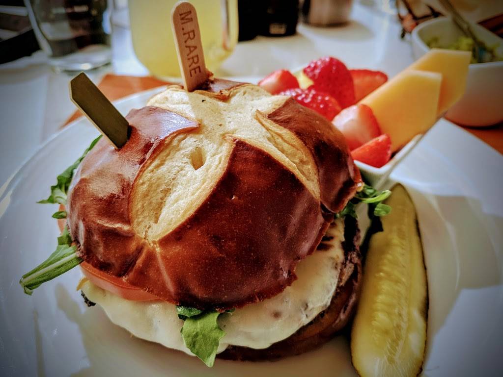 stonegrill | restaurant | 5350 E Marriott Dr, Phoenix, AZ 85054, USA | 4802933636 OR +1 480-293-3636