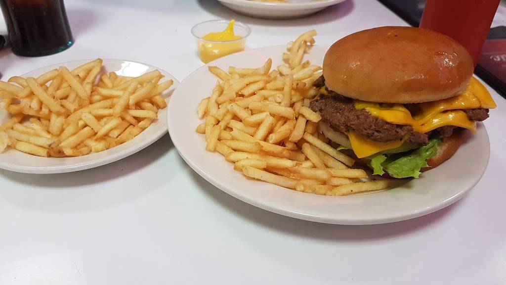 Steak n Shake | restaurant | 889 N Bridge St, Chillicothe, OH 45601, USA | 7402171194 OR +1 740-217-1194