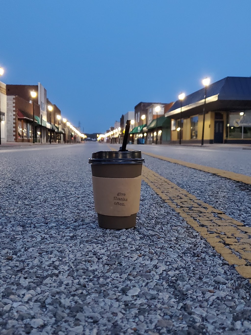 Russells Corner Cafe | cafe | 84 E Ferguson Ave, Wood River, IL 62095, USA | 6182162620 OR +1 618-216-2620