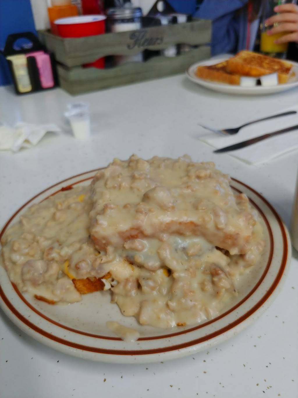 Curtice Hy Flash Bar | restaurant | 7401 Jerusalem Rd, Oregon, OH 43616, USA | 4198369747 OR +1 419-836-9747