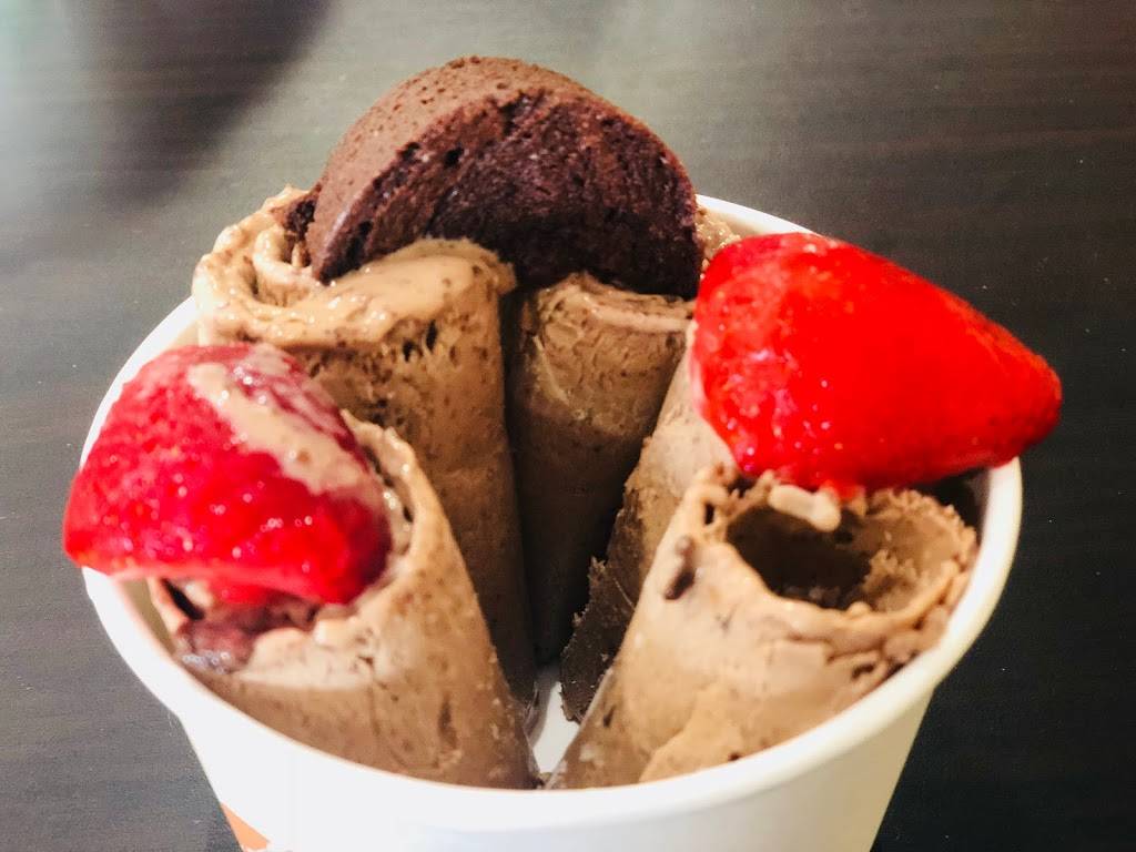 Cream & Cones | restaurant | 2152 Pelham Pkwy, Pelham, AL 35124, USA | 2058488383 OR +1 205-848-8383