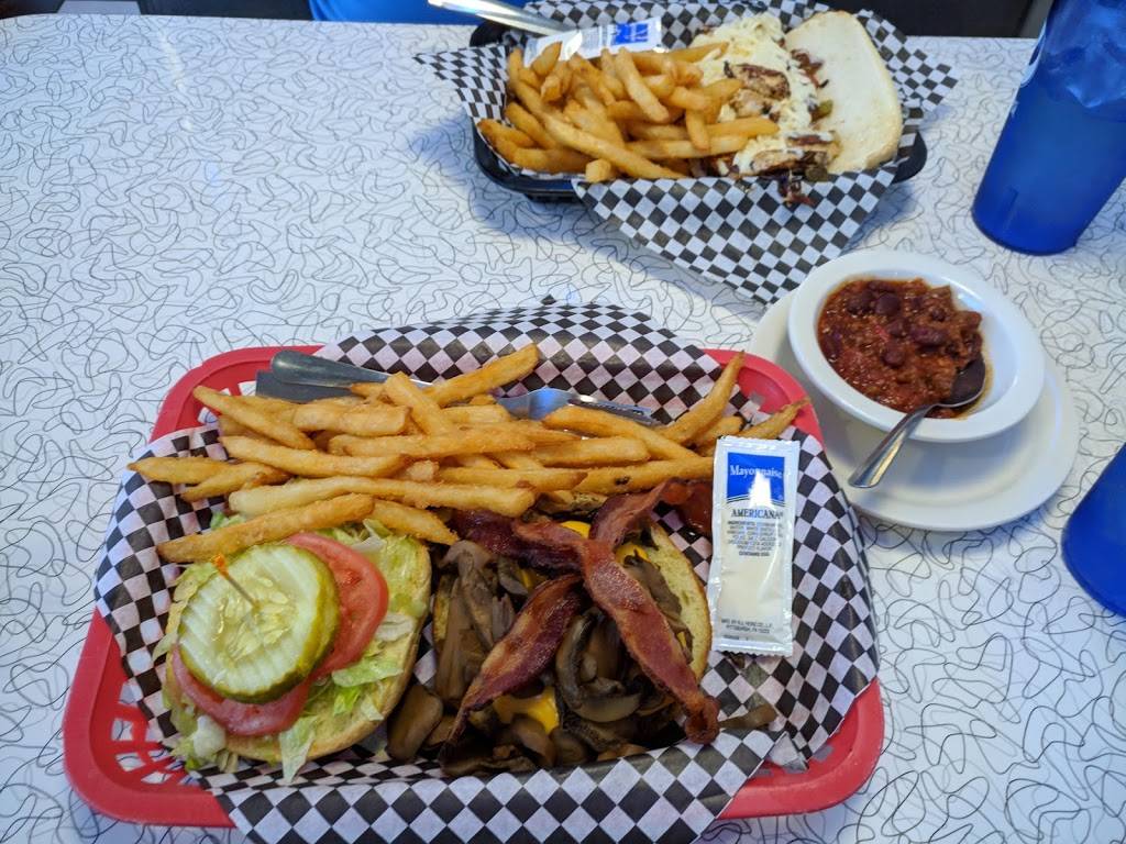 Mels Classic Diner | restaurant | 119 Wears Valley Rd, Pigeon Forge, TN 37863, USA | 8654292184 OR +1 865-429-2184