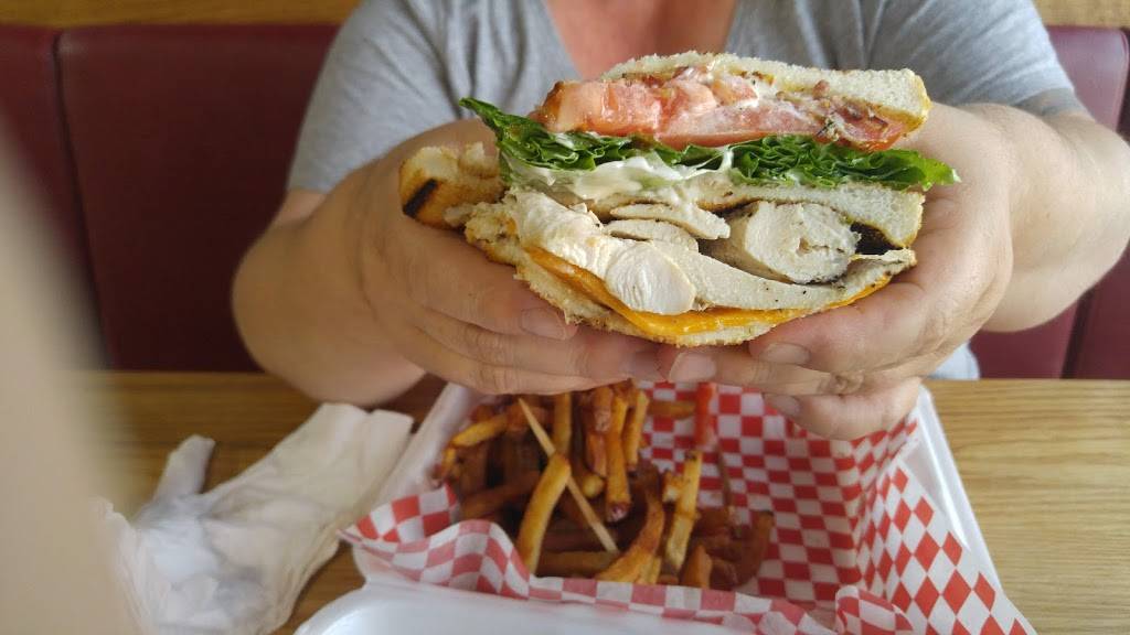 Dunns Express | restaurant | 2010 Trim Rd, Orléans, ON K4A 0G4, Canada | 6134248827 OR +1 613-424-8827