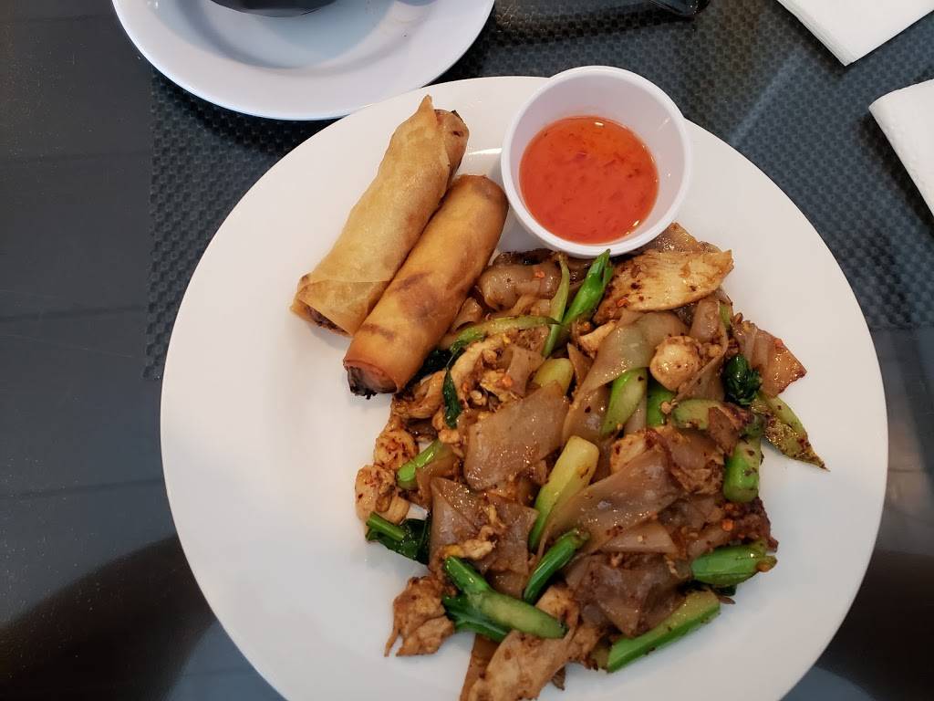 Thai Noodles | restaurant | 2090 First St E, Simi Valley, CA 93065, USA | 8053065941 OR +1 805-306-5941