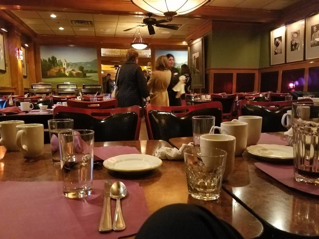 The Chateau Restaurant Norwood | restaurant | 404 Boston-Providence Turnpike, Norwood, MA 02062, USA | 7817625335 OR +1 781-762-5335