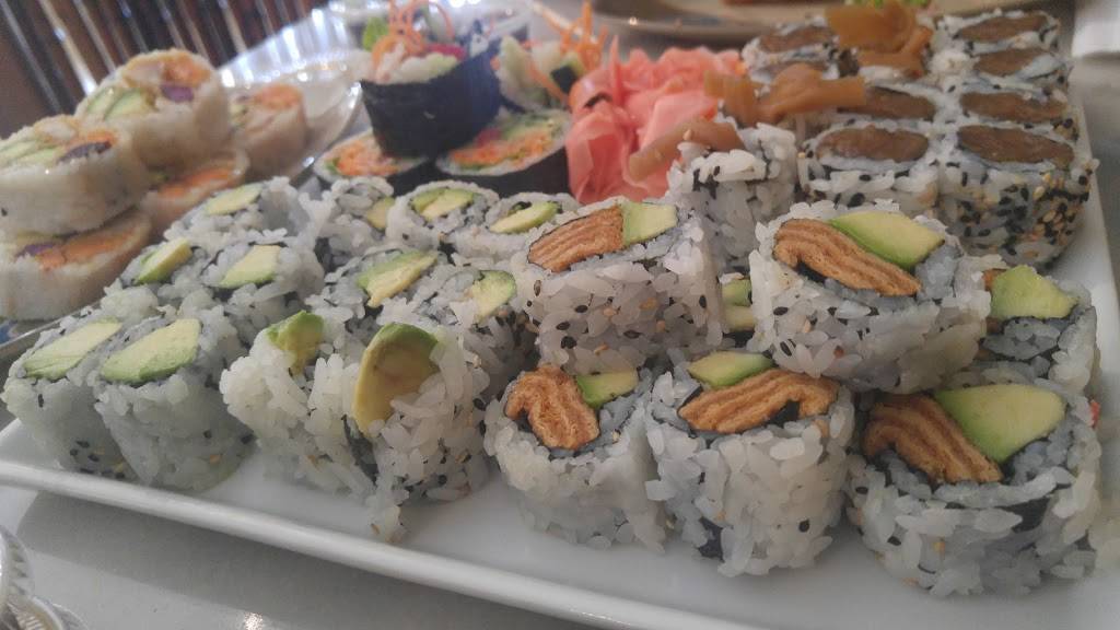 St-Adèle Sushi | restaurant | 555 Boulevard de Sainte-Adèle, Sainte-Adèle, QC J8B 1A7, Canada | 4502298388 OR +1 450-229-8388