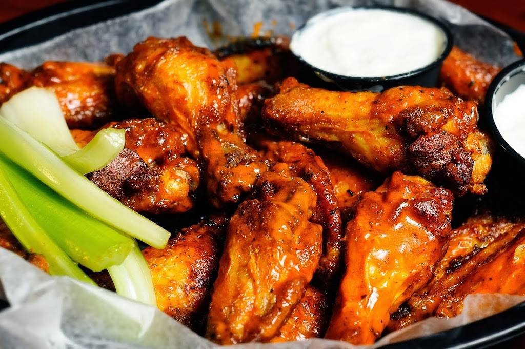 Hooligans Tavern | restaurant | 8440 Holcomb Bridge Rd, Alpharetta, GA 30022, USA | 6783672841 OR +1 678-367-2841