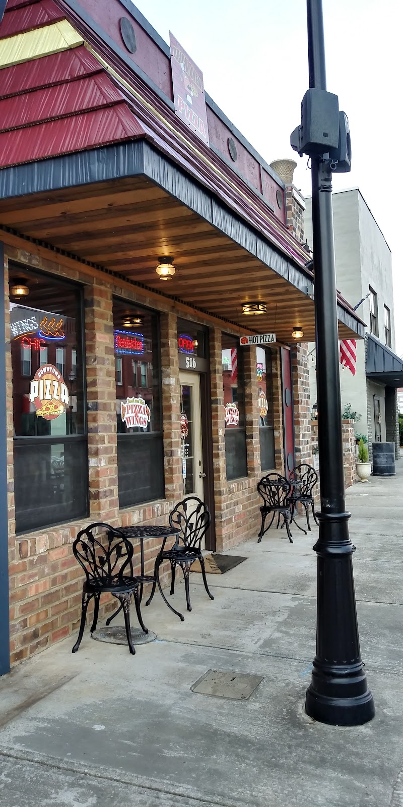 Downtown Pizza Arcade and Events | restaurant | 518 N Roane St, Harriman, TN 37748, USA | 8653131854 OR +1 865-313-1854