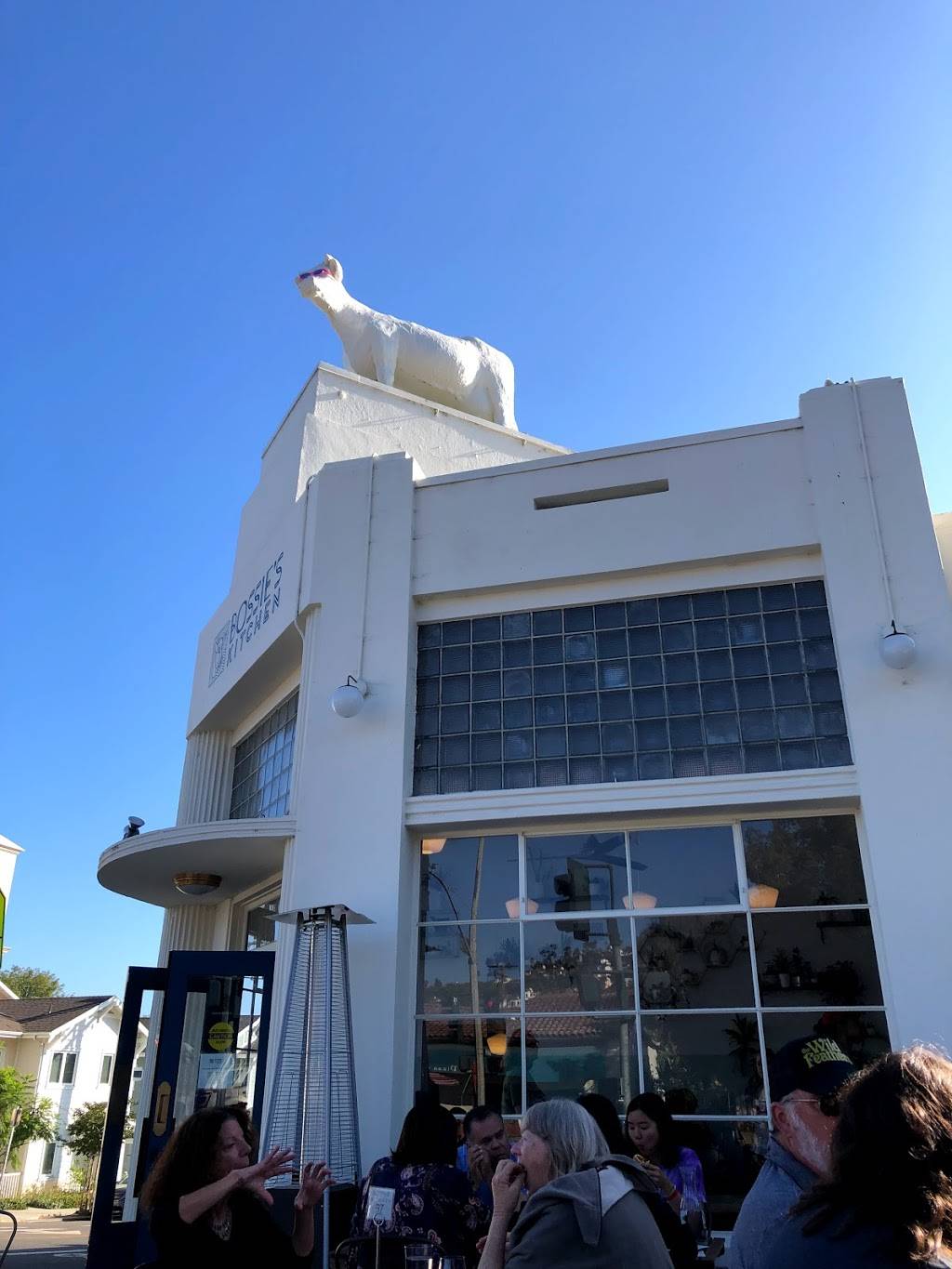 Bossies Kitchen | restaurant | 901 N Milpas St, Santa Barbara, CA 93103, USA | 8057701700 OR +1 805-770-1700