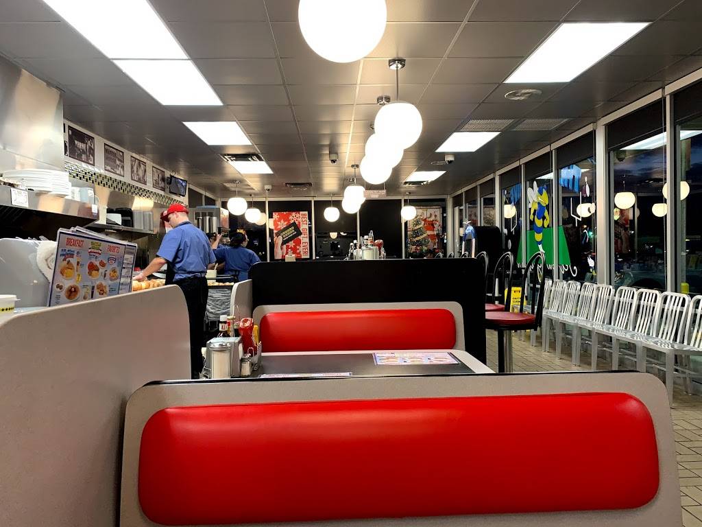 Waffle House | meal takeaway | 7540 Tucker Rd, Ocean Springs, MS 39564, USA | 2288750109 OR +1 228-875-0109