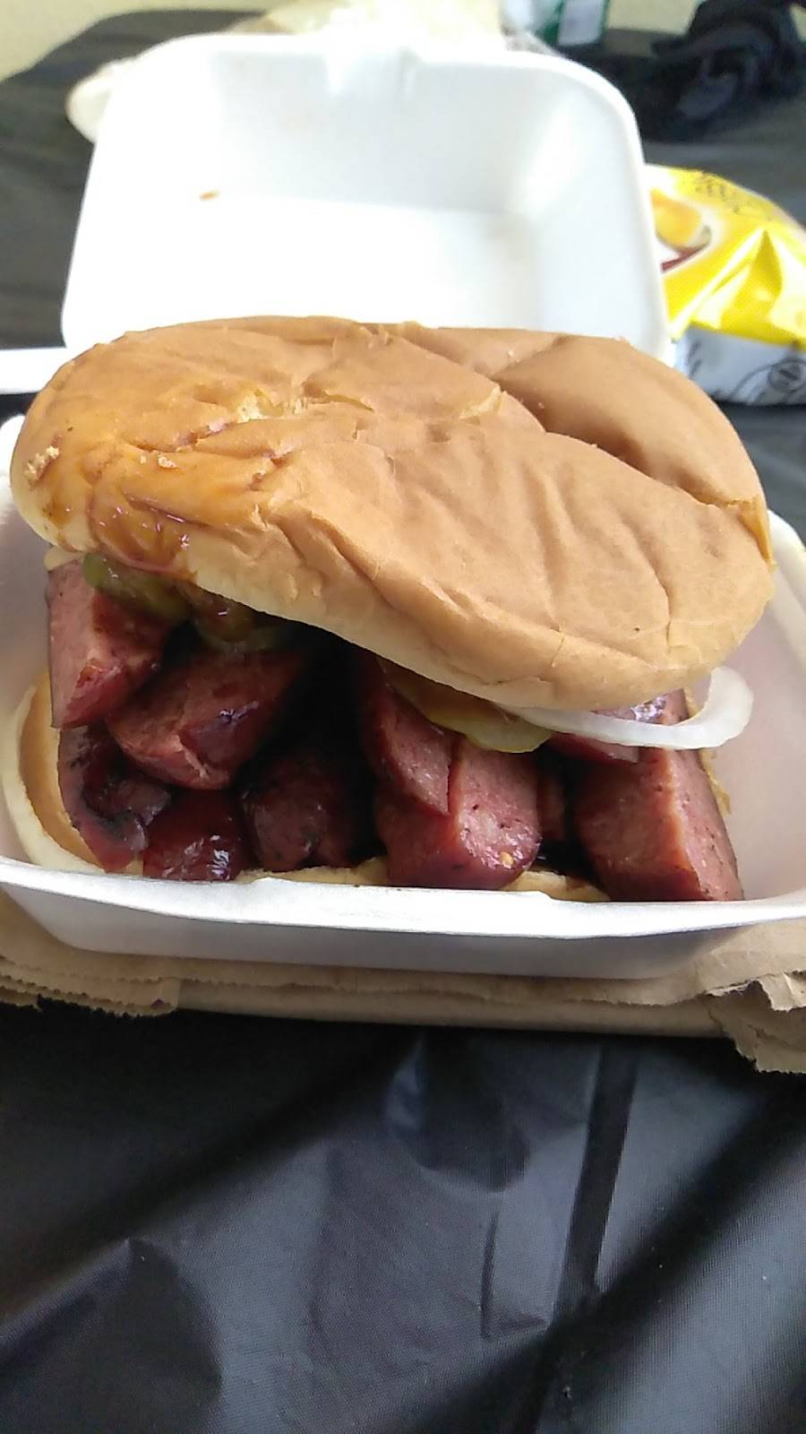 Old Fashion Barbeque | restaurant | 8110 Southbank St, Houston, TX 77033, USA | 7137339424 OR +1 713-733-9424