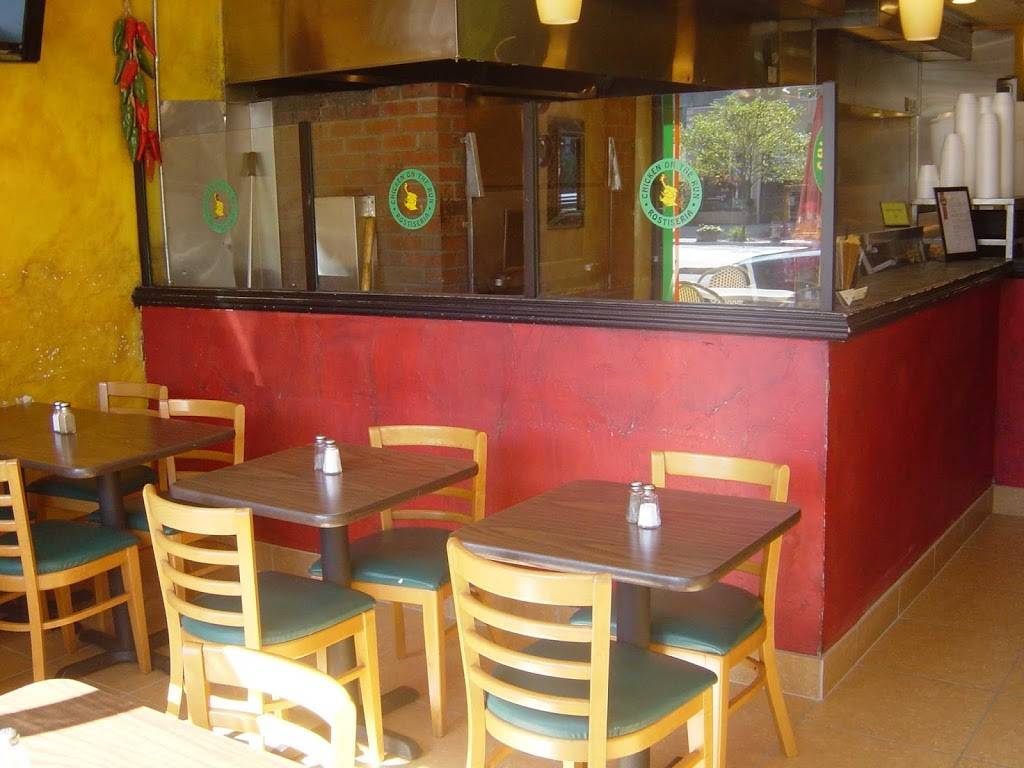 Chicken on the Run | restaurant | 4933 St Elmo Ave, Bethesda, MD 20814, USA | 3016529004 OR +1 301-652-9004