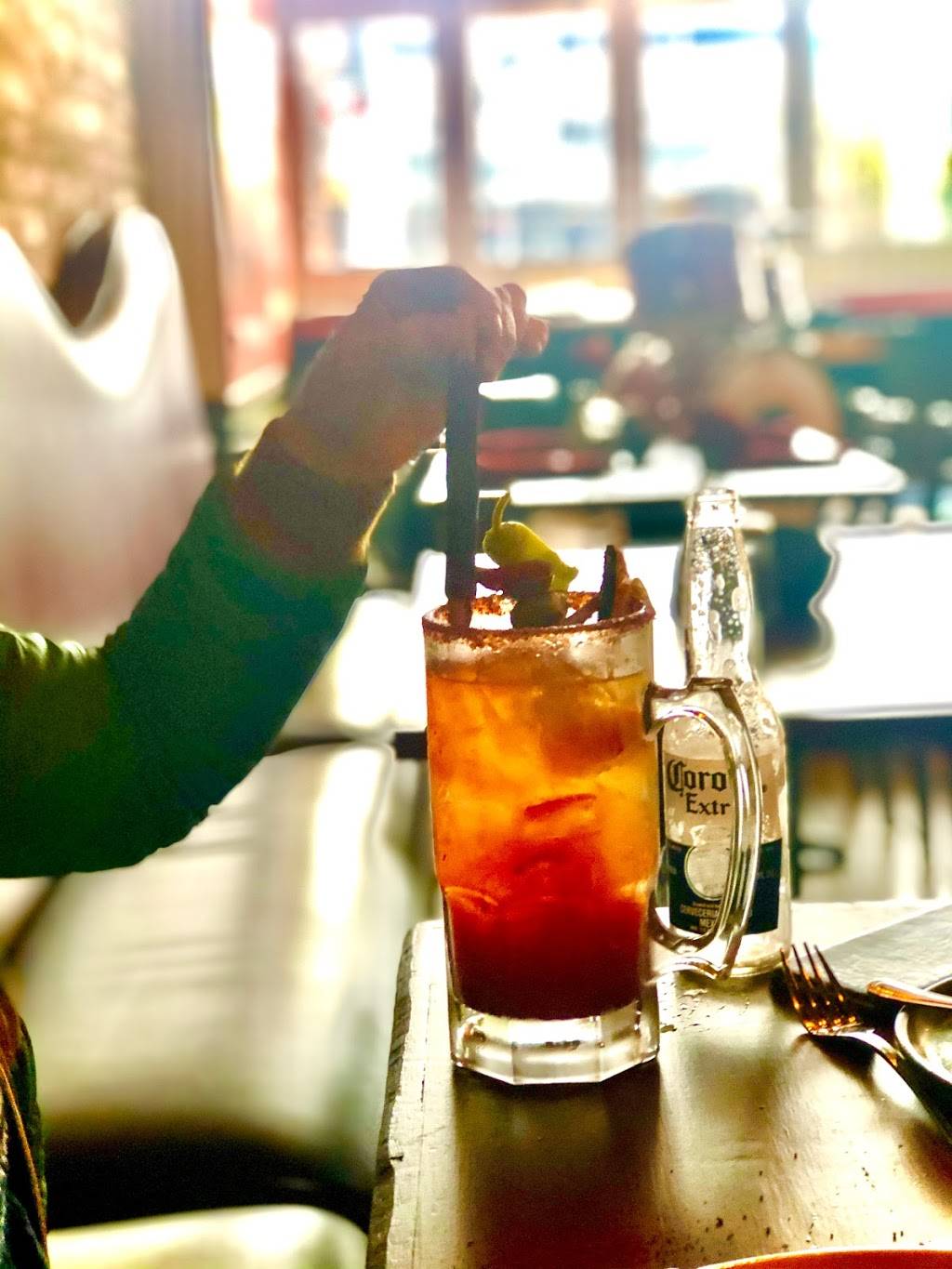 Rosewood Kitchen | restaurant | 608 Mission Ave, Oceanside, CA 92054, USA | 7602315886 OR +1 760-231-5886