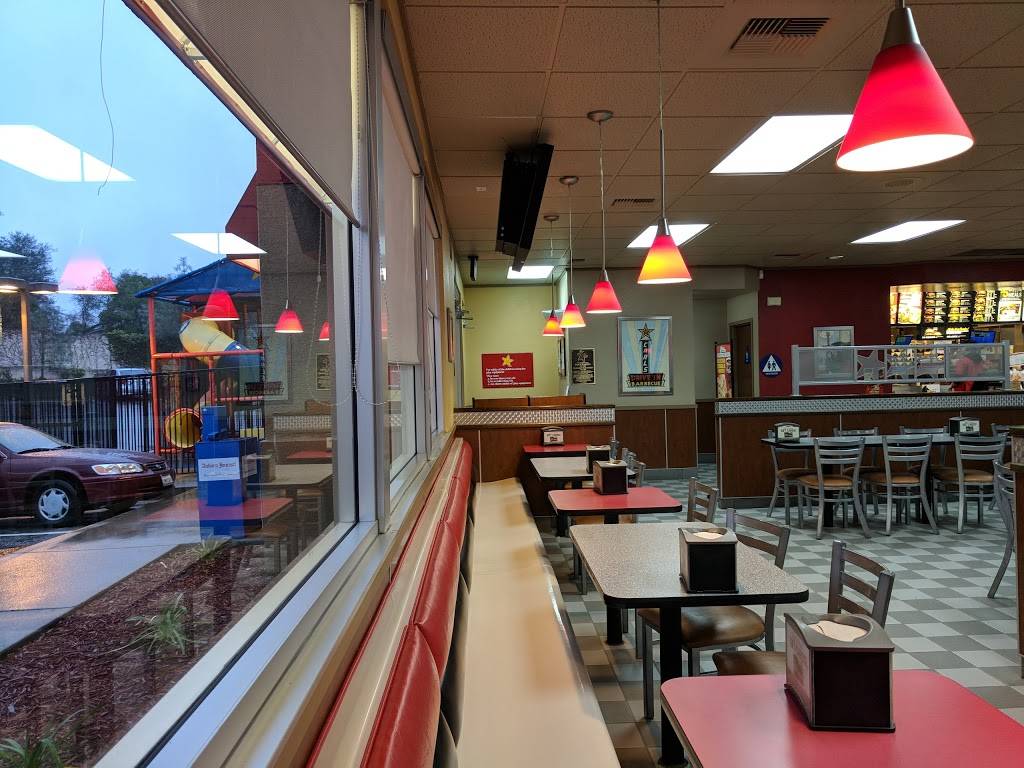 Carls Jr. | restaurant | 13312 Lincoln Way, Auburn, CA 95603, USA | 5308879254 OR +1 530-887-9254