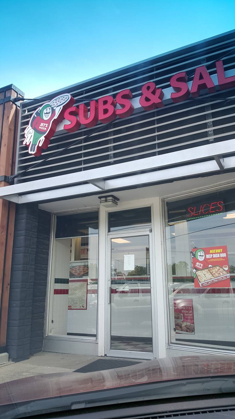 Jets Pizza | meal delivery | 101 S Hubbards Ln, St Matthews, KY 40207, USA | 5028954655 OR +1 502-895-4655