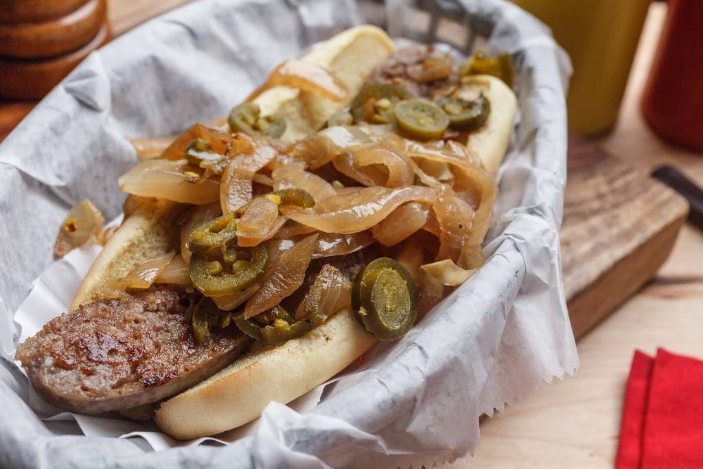 Frankies Dawg House | restaurant | 2318 Cedardale Ave, Baton Rouge, LA 70808, USA | 2253896255 OR +1 225-389-6255