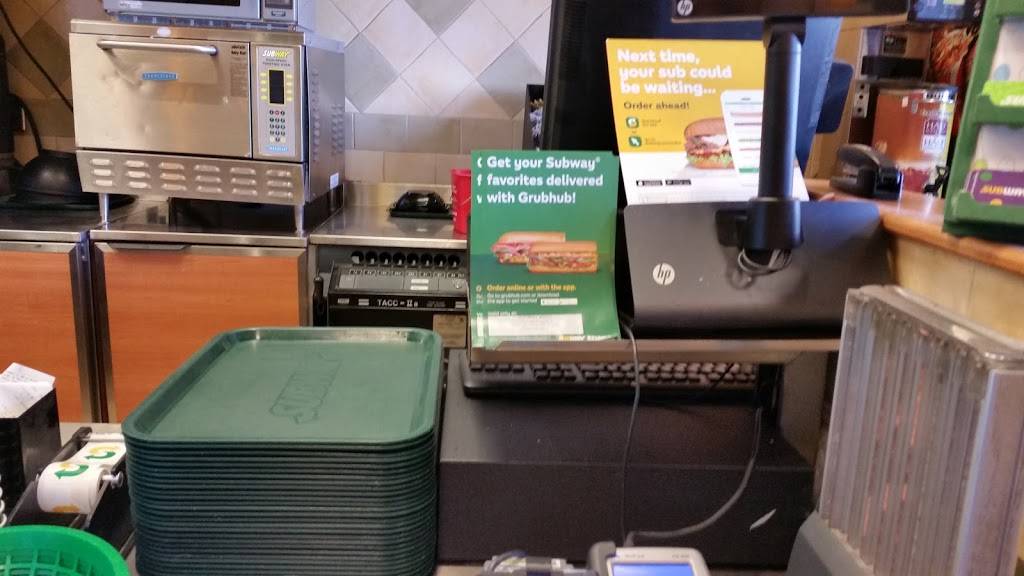 Subway Restaurants | restaurant | 14344 Ventura Blvd, Sherman Oaks, CA 91423, USA | 8187890512 OR +1 818-789-0512