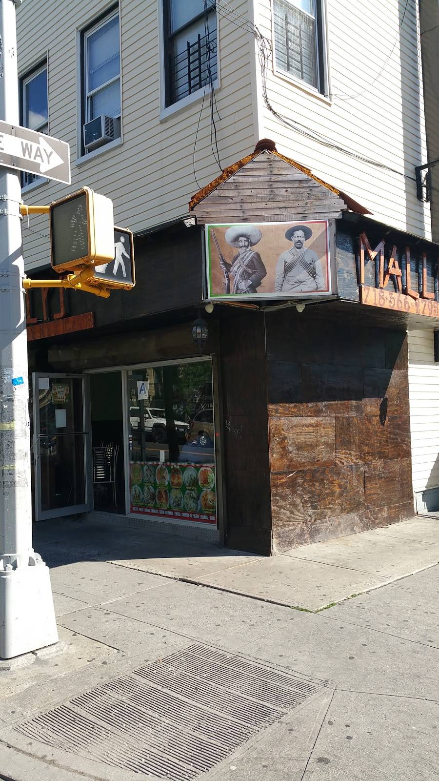 Mallys | restaurant | 602 Seneca Ave, Ridgewood, NY 11385, USA | 7183662795 OR +1 718-366-2795