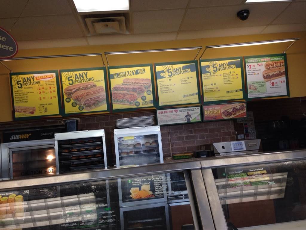 Subway | restaurant | 125 S Lincoln Blvd, Oklahoma City, OK 73104, USA | 4052706410 OR +1 405-270-6410