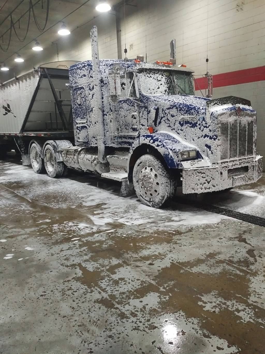 Marshalls Truck Stop-Restaurant | restaurant | 349 Kenora Ave, Hamilton, ON L8E 2W3, Canada | 9055736796 OR +1 905-573-6796