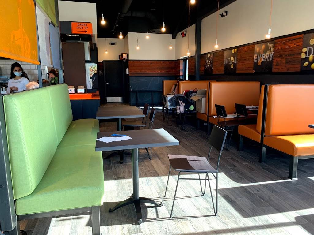 CoreLife Eatery | restaurant | 9365 Viking Center Drive, Louisville, KY 40222, USA | 5027097131 OR +1 502-709-7131