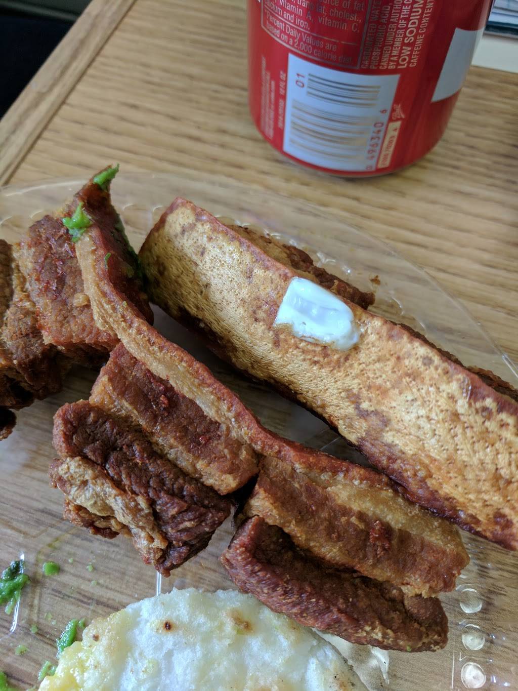 Ricos Chicken | restaurant | 74-27 Metropolitan Ave, Middle Village, NY 11379, USA | 7188061705 OR +1 718-806-1705