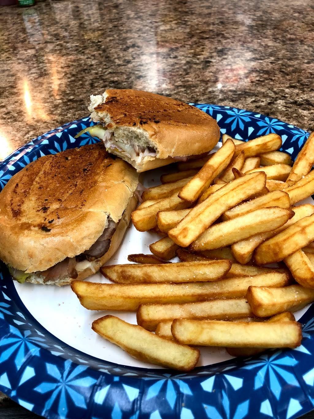 Cuban Petes original cubans | restaurant | 451 Ridgefields Rd, Kingsport, TN 37660, USA | 7012059251 OR +1 701-205-9251