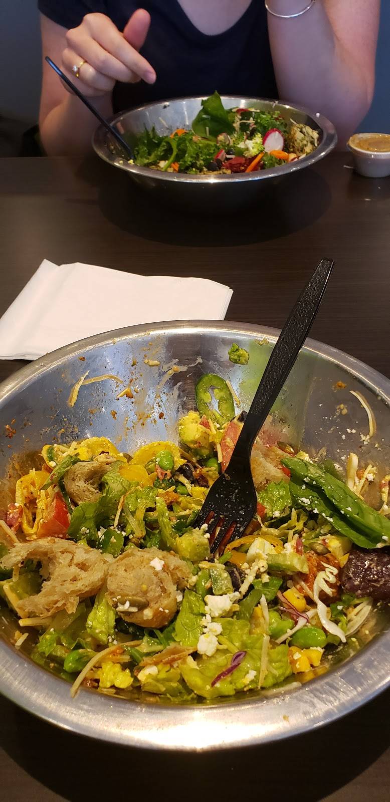 Salata | restaurant | 3540 W University Dr Suite 400, McKinney, TX 75071, USA | 2148424200 OR +1 214-842-4200