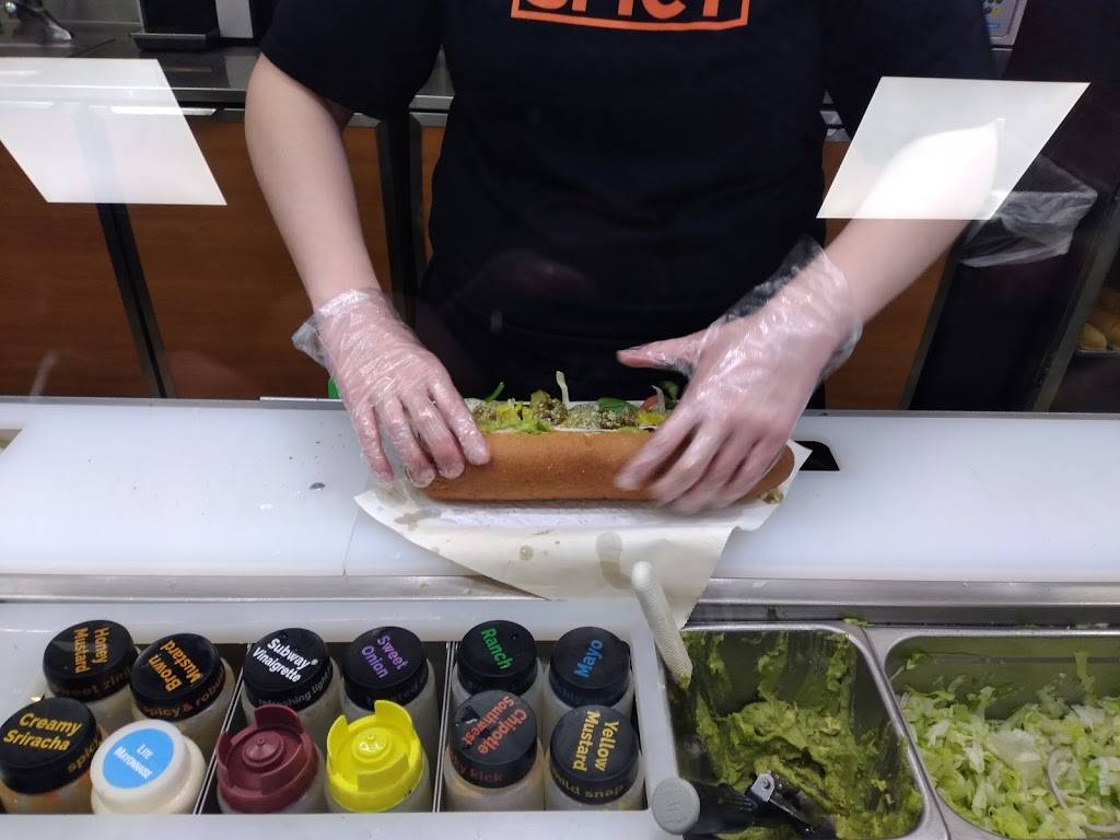 Subway | meal takeaway | 6435 N Thornydale Rd Suite 101, Tucson, AZ 85741, USA | 5204982049 OR +1 520-498-2049