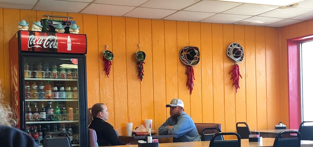 El Primos Cafe | restaurant | 1120 E Texas Hwy 54, Stratford, TX 79084, USA | 8063663799 OR +1 806-366-3799