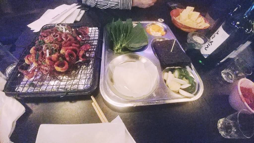 AGIT Bar & Grill | restaurant | 9098 W Golf Rd, Niles, IL 60714, USA | 2243539510 OR +1 224-353-9510