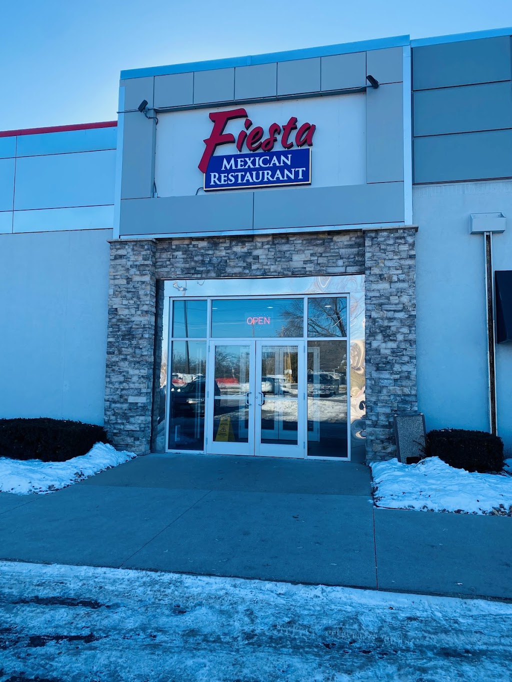 Fiesta Mexican Restaurant | restaurant | 1810 Army Post Rd, Des Moines, IA 50315, USA | 5152852299 OR +1 515-285-2299