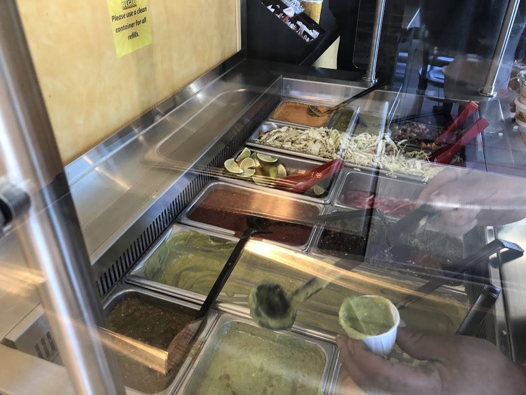 Pollo Regio | restaurant | 2618 S Cooper St, Arlington, TX 76015, USA | 8172742702 OR +1 817-274-2702