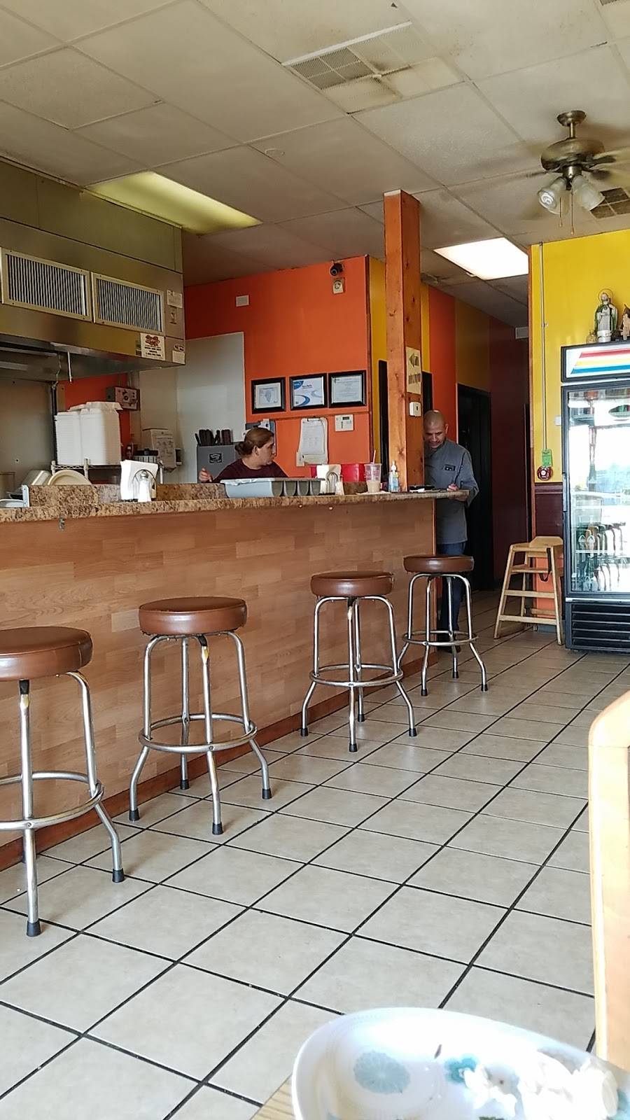 Fas Tacos | restaurant | 84 N Eastwood Dr, Woodstock, IL 60098, USA | 8153372688 OR +1 815-337-2688