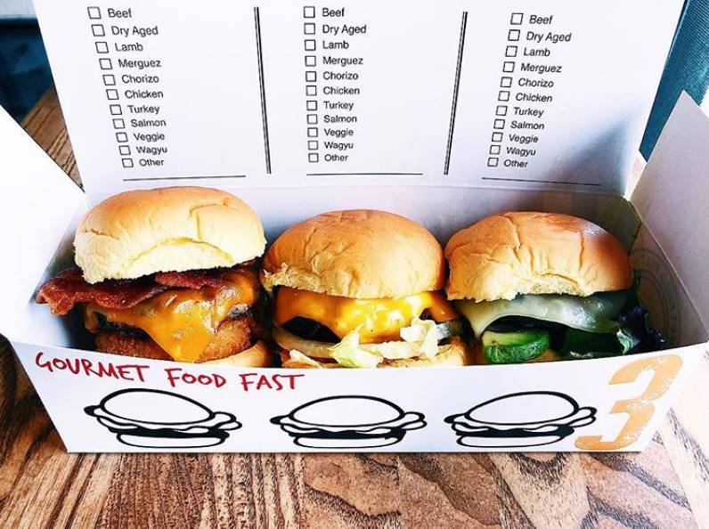 BurgerIM South Corona | restaurant | 1240 E Ontario Ave STE 107, Corona, CA 92881, USA | 9514757245 OR +1 951-475-7245