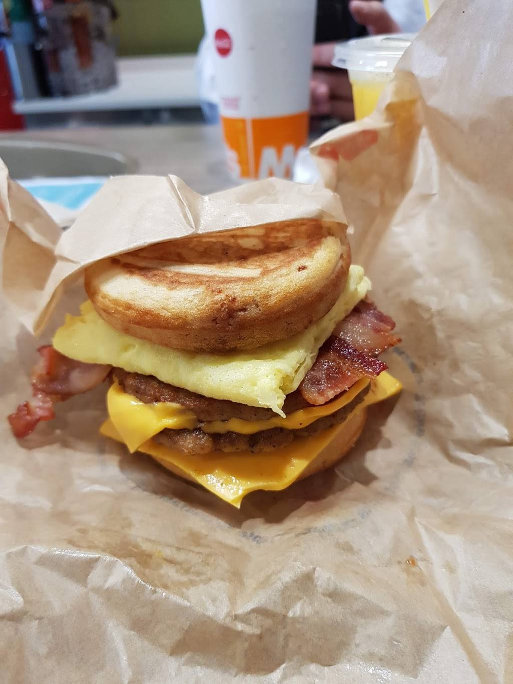 McDonalds | cafe | 145 Jefferson St, San Francisco, CA 94133, USA | 4152926684 OR +1 415-292-6684