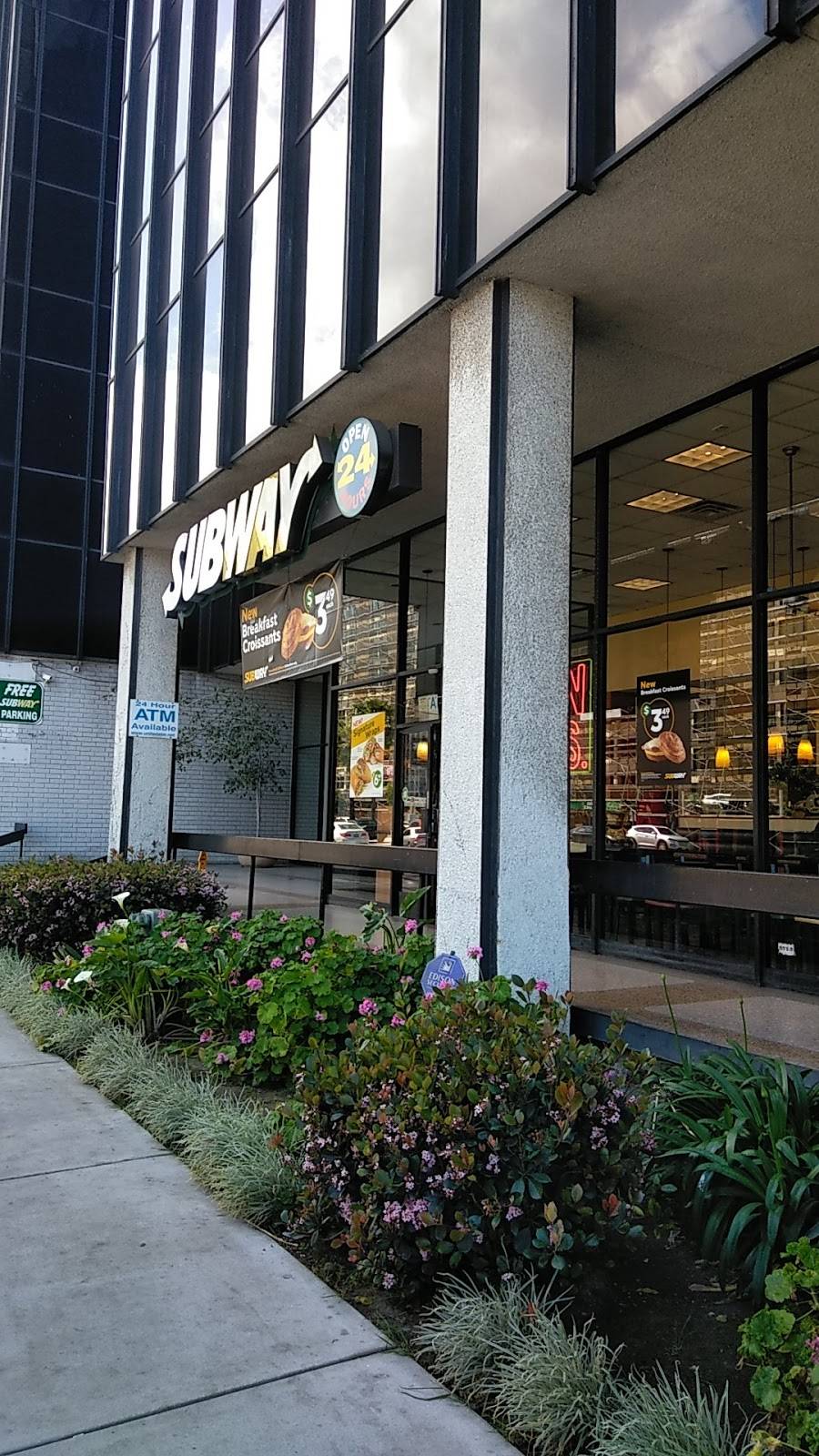 Subway | restaurant | 5300 W Century Blvd, Los Angeles, CA 90045, USA | 3106702797 OR +1 310-670-2797