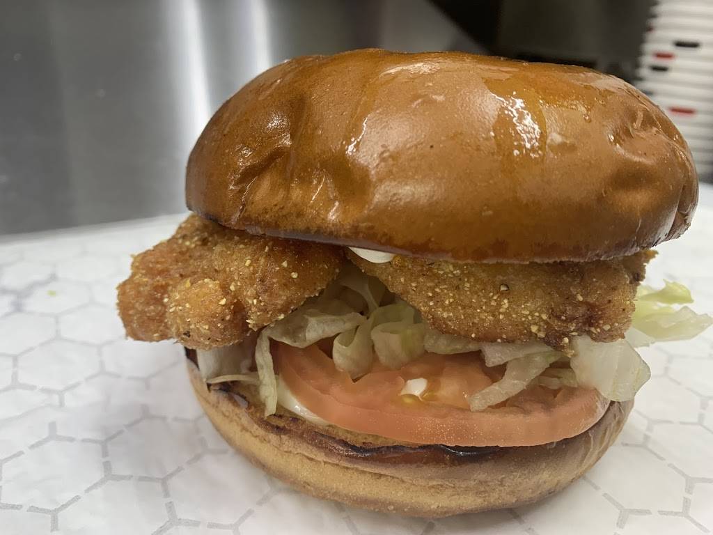 Country Smokin Burgers | restaurant | 213 1st St E, Humble, TX 77338, USA | 2813194680 OR +1 281-319-4680