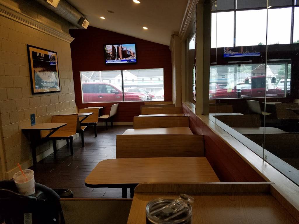 Skate Three Snack Bar | restaurant | 350 Middlesex Rd, Tyngsborough, MA 01879, USA | 9786494022 OR +1 978-649-4022