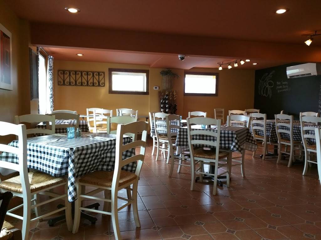Olives Greek Taverna | restaurant | 50 State St, Pittsford, NY 14534, USA | 5853813990 OR +1 585-381-3990