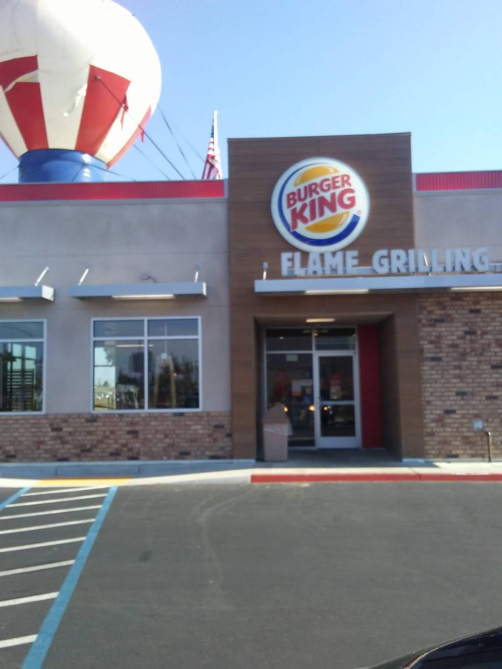 Burger King | restaurant | 1230 S Madera Ave, Madera, CA 93637, USA | 8663942493 OR +1 866-394-2493