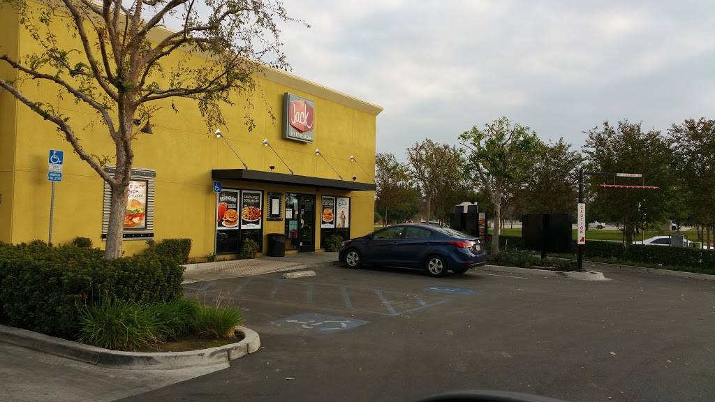 Jack in the Box | restaurant | 11102 Brimhall Rd, Bakersfield, CA 93312, USA | 6615895810 OR +1 661-589-5810