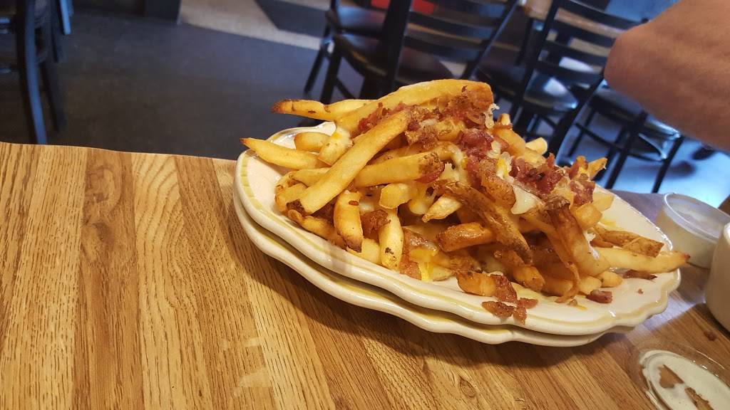 Pauls Deli Restaurant | restaurant | 761 Scotland St, Williamsburg, VA 23185, USA | 7572298976 OR +1 757-229-8976