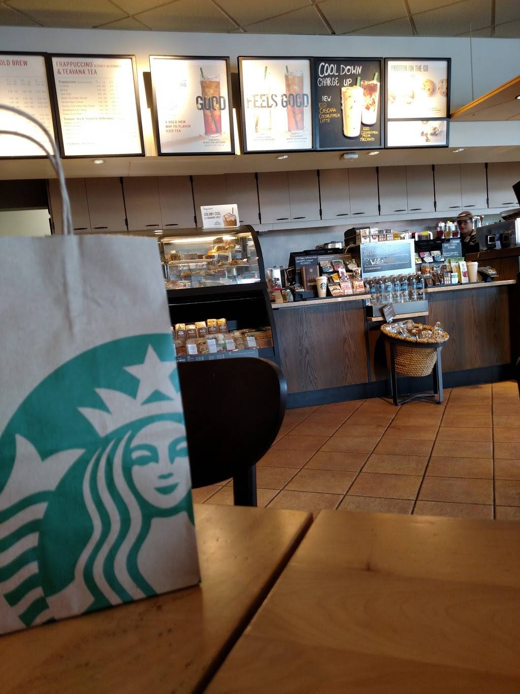 Starbucks | cafe | 5129 Highland Rd, Waterford Twp, MI 48327, USA | 2486189498 OR +1 248-618-9498