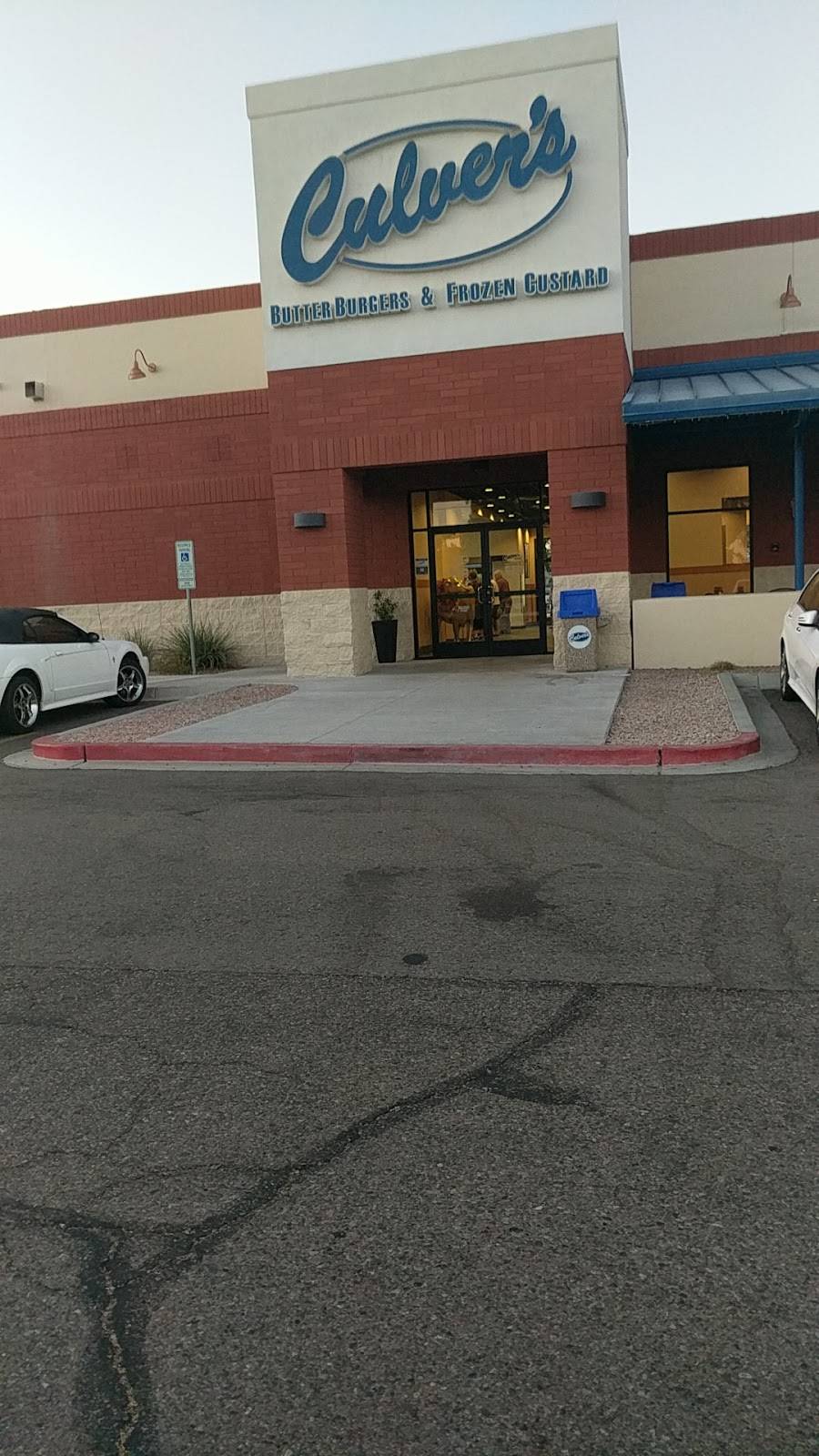 Culvers | restaurant | 8668 E Shea Blvd, Scottsdale, AZ 85260, USA | 4806368480 OR +1 480-636-8480