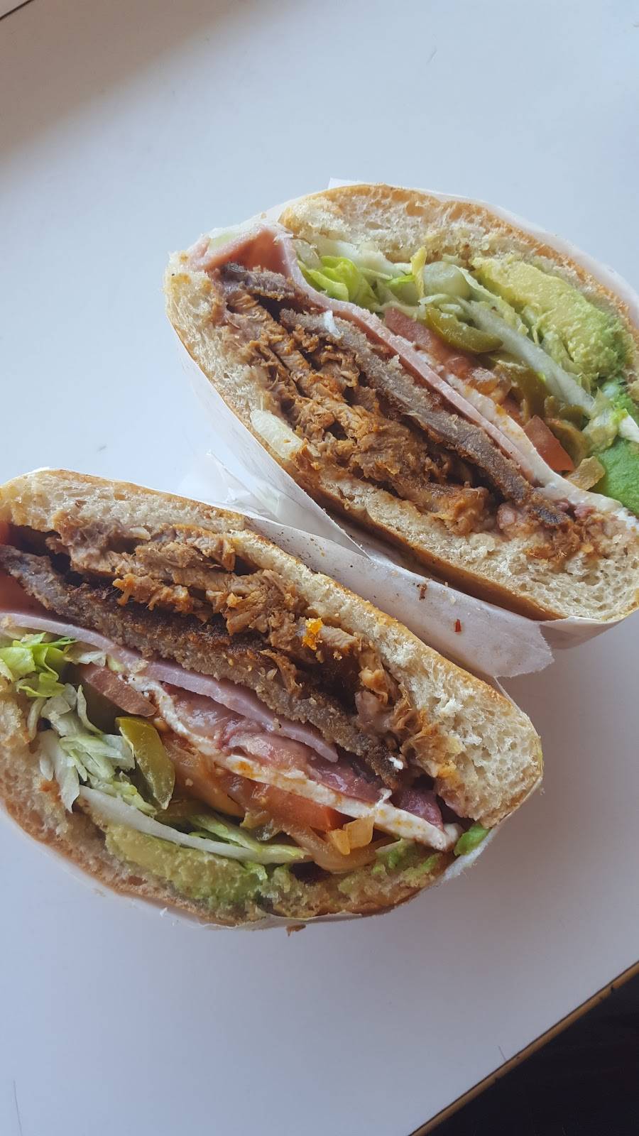 El Gallo Giro | restaurant | 1442 S Bristol St # 1A, Santa Ana, CA 92704, USA | 7145492011 OR +1 714-549-2011