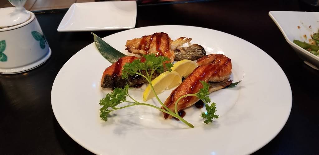 Shoyu Sushi Japanese Restaurant | restaurant | 3605 Mt Vernon Ave, Bakersfield, CA 93306, USA | 6615730123 OR +1 661-573-0123