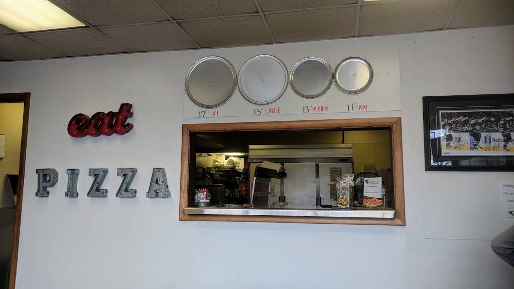 Carluccis Pizzeria | restaurant | 8757 Smoky Row Rd, Powell, OH 43065, USA | 6147641611 OR +1 614-764-1611