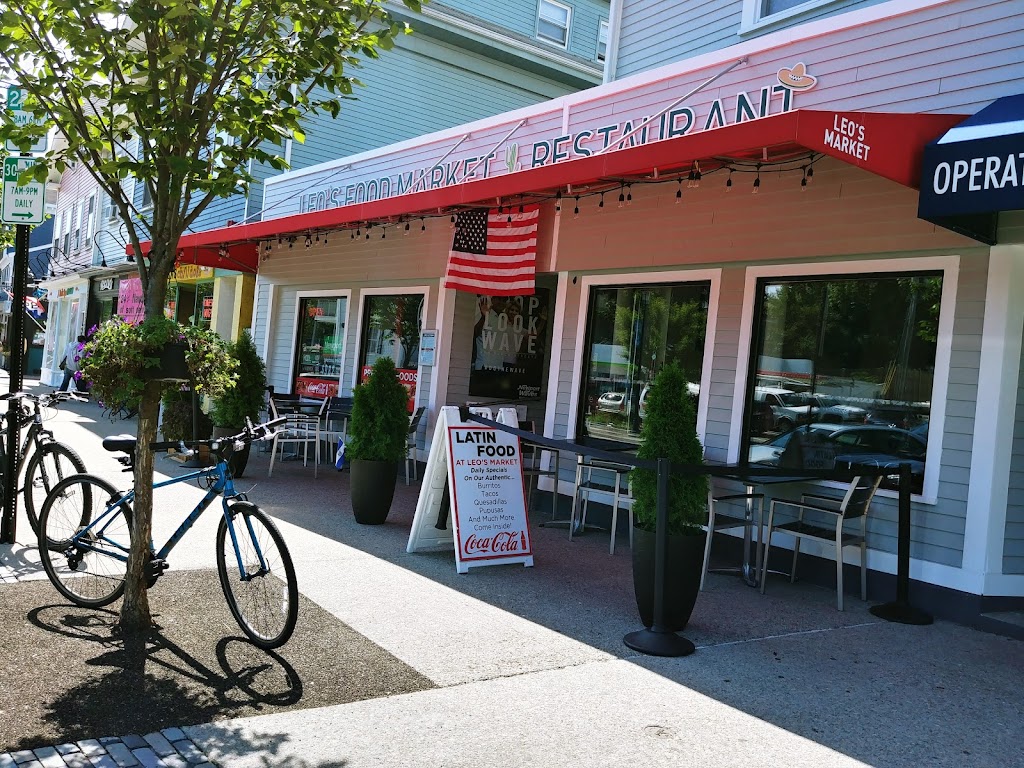 Leos Market & Restaurant | restaurant | 162 Broadway, Newport, RI 02840, USA | 4016195935 OR +1 401-619-5935