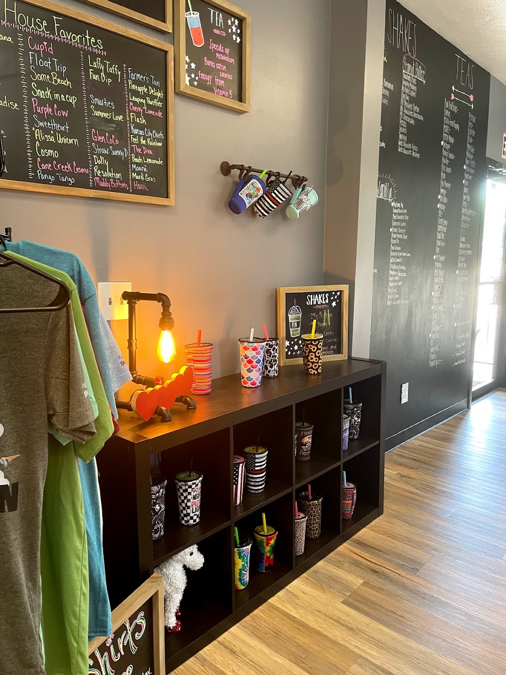 Bomb Nutrition | restaurant | 158 S Main St, Mountain Home, AR 72653, USA | 8704053657 OR +1 870-405-3657